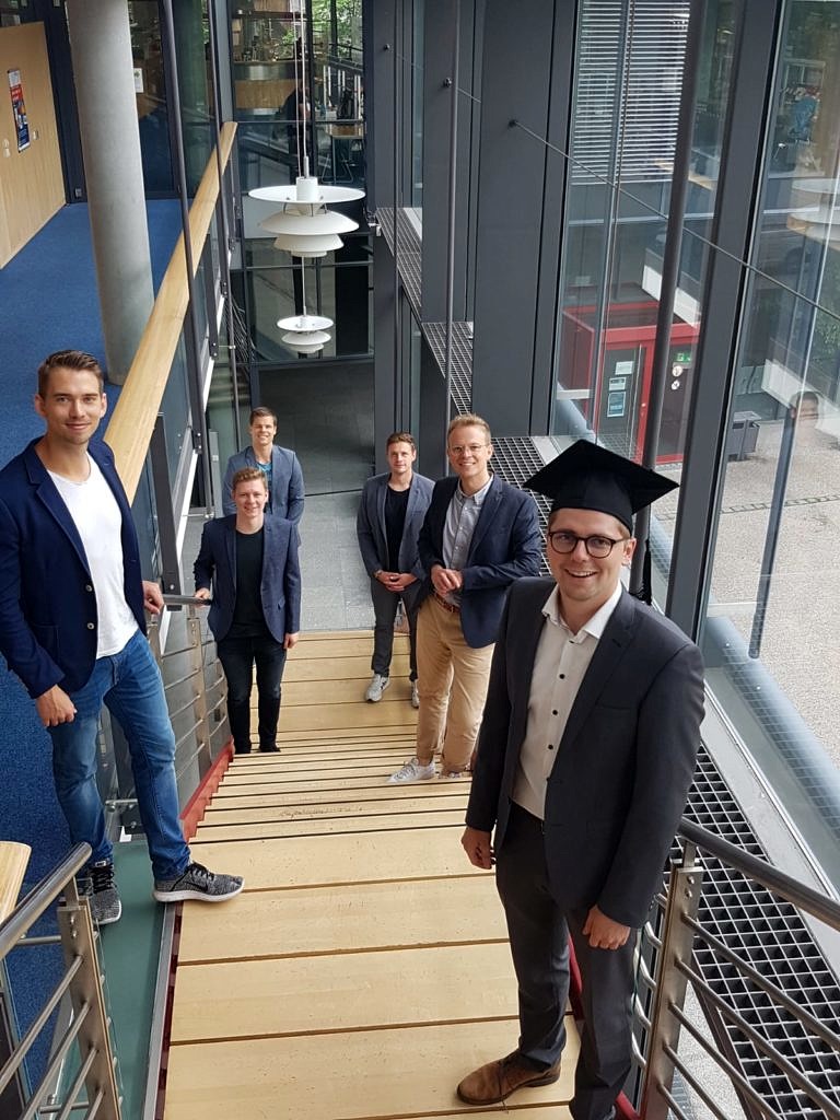 Wir gratulieren Tobias Meyer zum Abschluss seiner Promotion am Lehrstuhl!