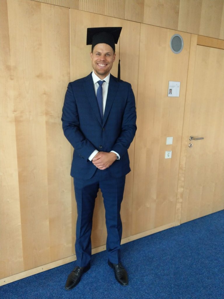 Wir gratulieren Henrik Bathke zum Abschluss seiner Promotion am Lehrstuhl!