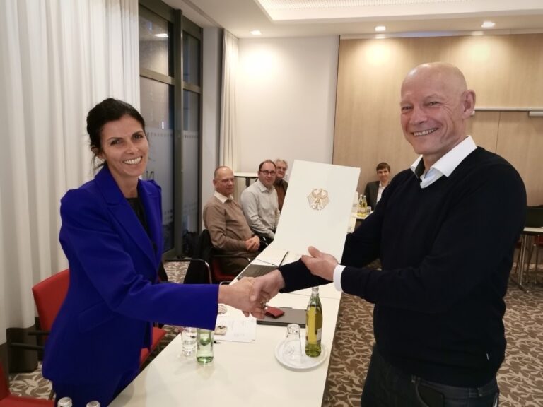 Prof. Dr.-Ing. Evi Hartmann in den wissenschaftlichen Beirat beim Bundesminister für Digitales und Verkehr berufen