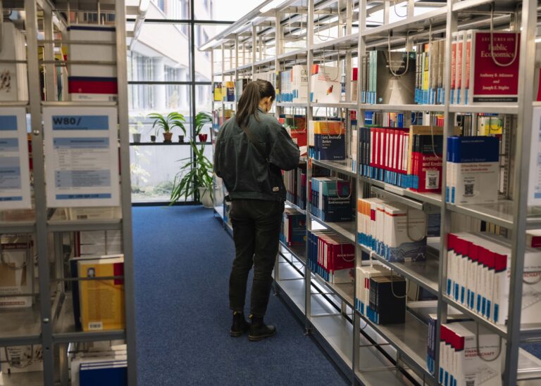 Jetzt bewerben für unsere Seminare und Abschlussarbeiten im Sommersemester 2026